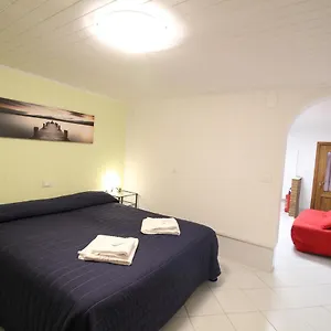 https://veneziacentopercento-picenin-apartment.hotelslidodijesolo.com