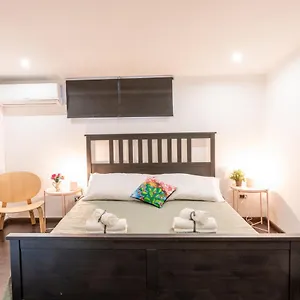 https://stylish-flat-in-the-centre-of-catania.sicilyhotelsitaly.net