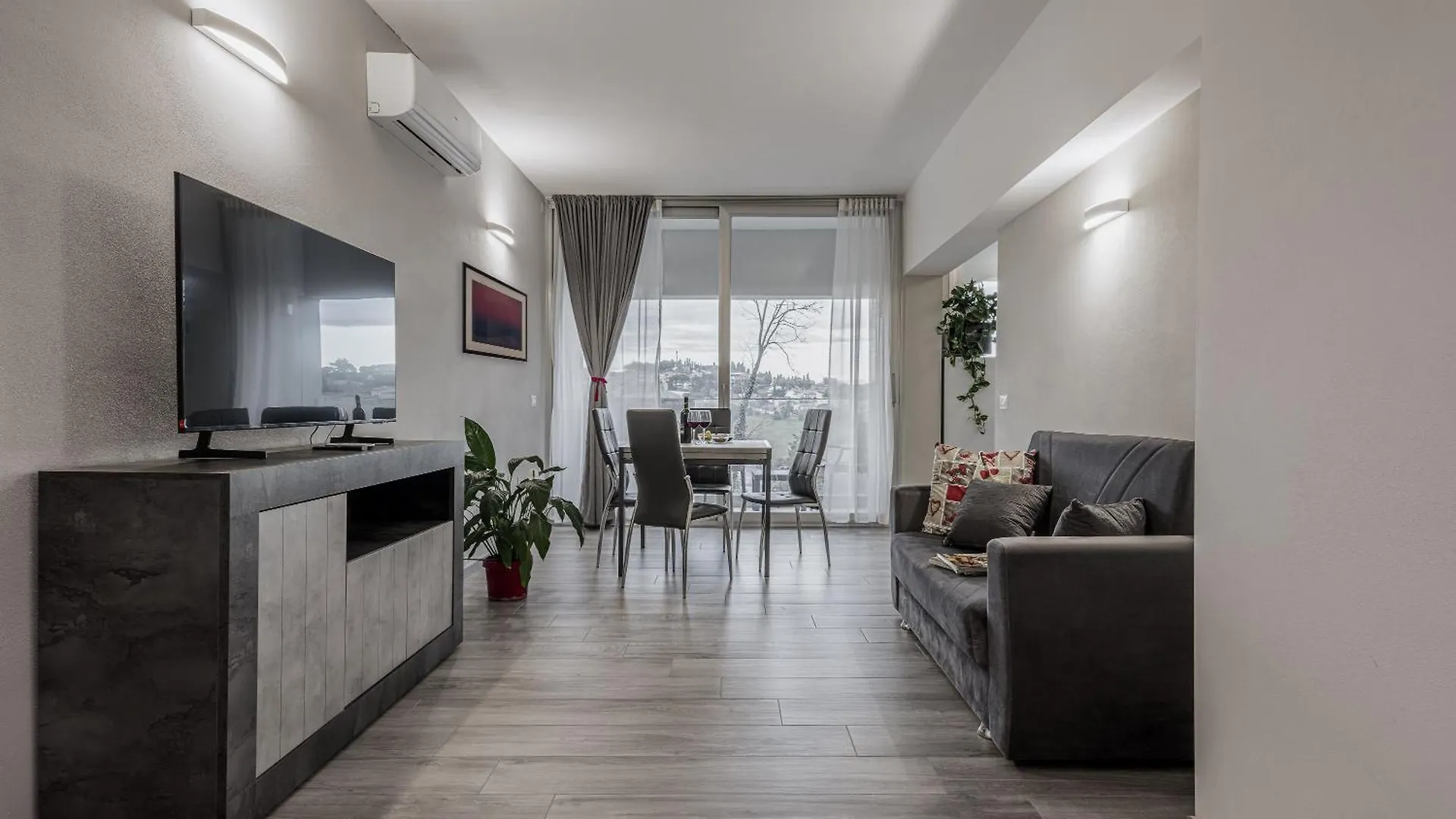 Siena Living Apartment